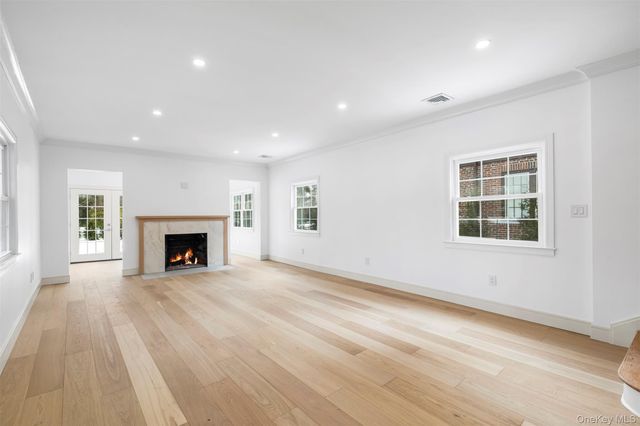 118 Soundview Avenue, White Plains, NY 10606