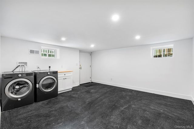 118 Soundview Avenue, White Plains, NY 10606