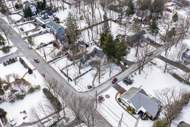 118 Soundview Avenue, White Plains, NY 10606