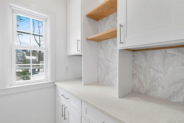 118 Soundview Avenue, White Plains, NY 10606