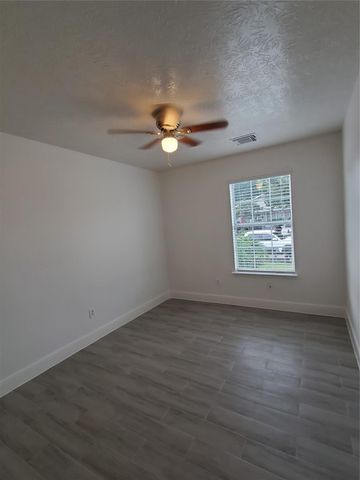 5319 Cherie Crest Court, Houston, TX 77088