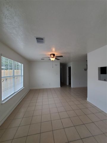 5319 Cherie Crest Court, Houston, TX 77088