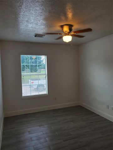 5319 Cherie Crest Court, Houston, TX 77088