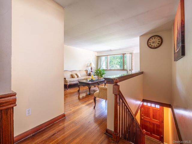 31 Stevenson Avenue, Scarsdale, NY 10530