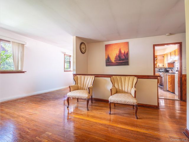 31 Stevenson Avenue, Scarsdale, NY 10530