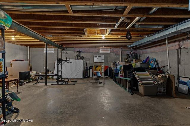 5313 Pavilion Way, Louisville, KY 40291