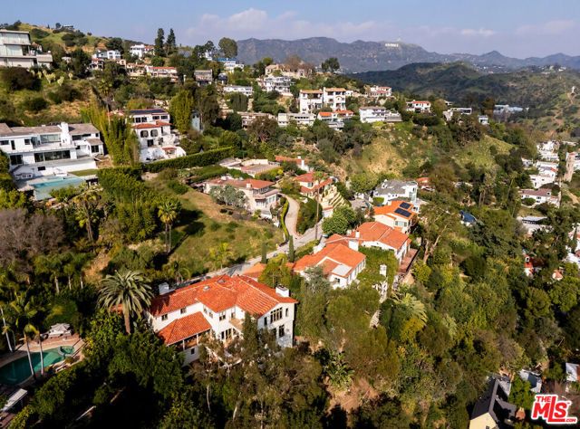 7050 La Presa Drive, Los Angeles, CA 90068