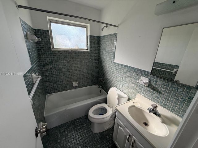 6600 SW 84th St 6600, Miami, FL 33143