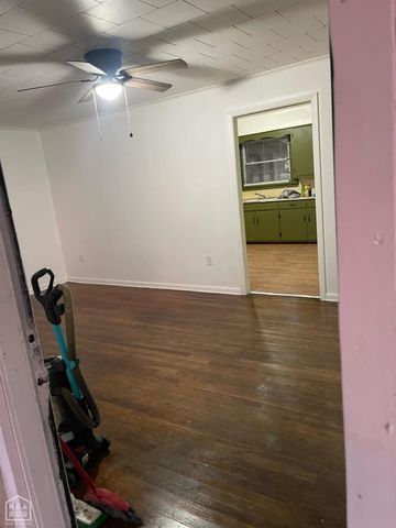 1206 Warren Street, Jonesboro, AR 72401