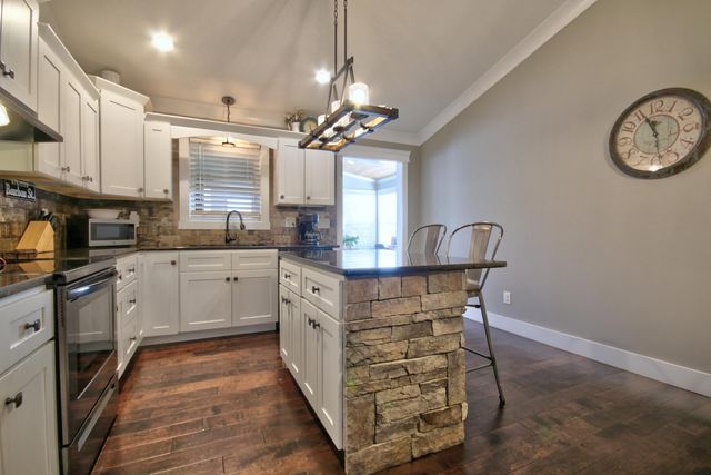 3648 Barbourville Road, London, KY 40744