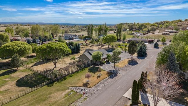 13763 Larkspur Drive, Montrose, CO 81404