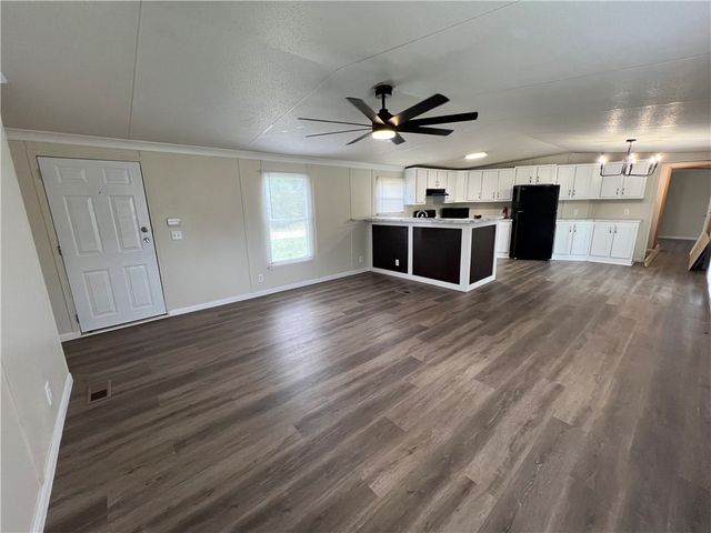 1110 Wildberry, Somerville, TX 77879