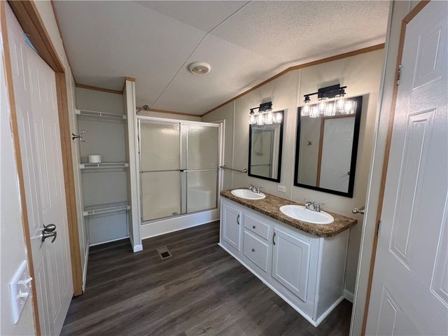 1110 Wildberry, Somerville, TX 77879