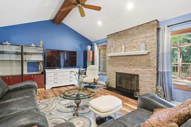 48797 Lansdowne Court, Shelby Twp, MI 48317