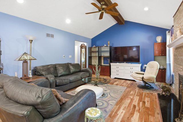 48797 Lansdowne Court, Shelby Twp, MI 48317