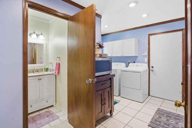 48797 Lansdowne Court, Shelby Twp, MI 48317