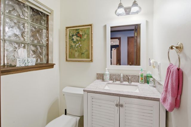 48797 Lansdowne Court, Shelby Twp, MI 48317