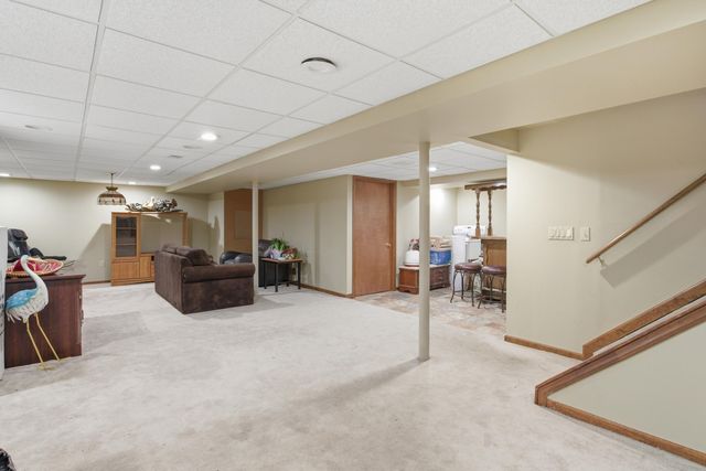 48797 Lansdowne Court, Shelby Twp, MI 48317