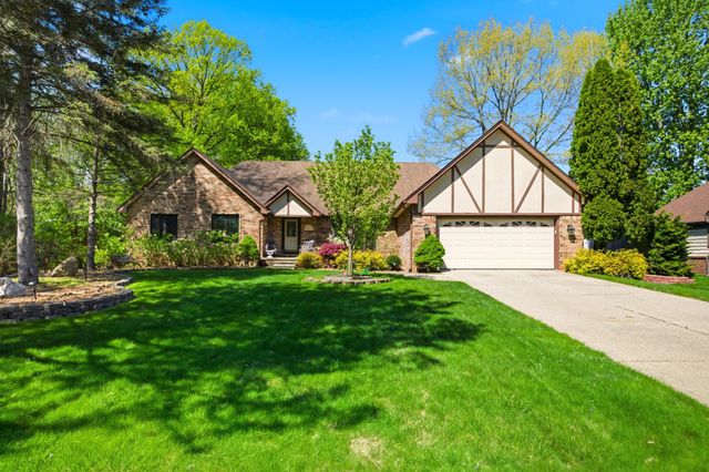 48797 Lansdowne Court, Shelby Twp, MI 48317