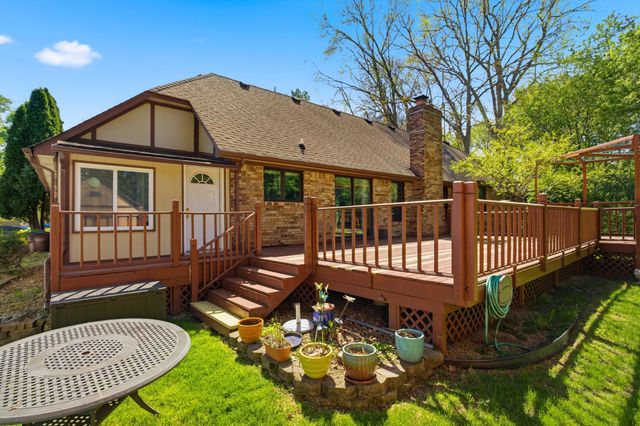 48797 Lansdowne Court, Shelby Twp, MI 48317