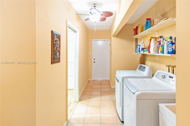 4725 SW 89th Ave, Miami, FL 33165