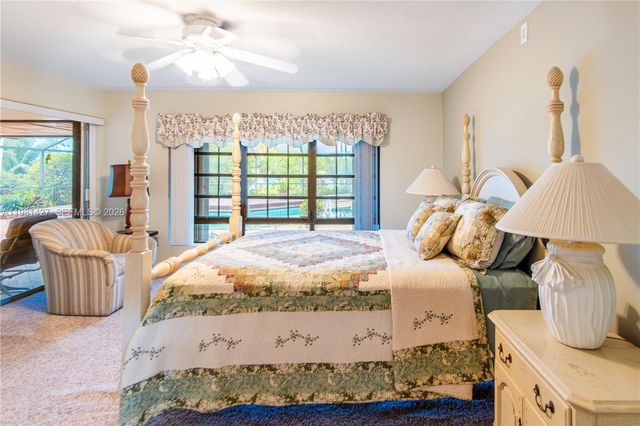 4725 SW 89th Ave, Miami, FL 33165