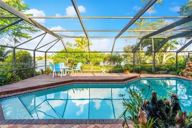 4725 SW 89th Ave, Miami, FL 33165