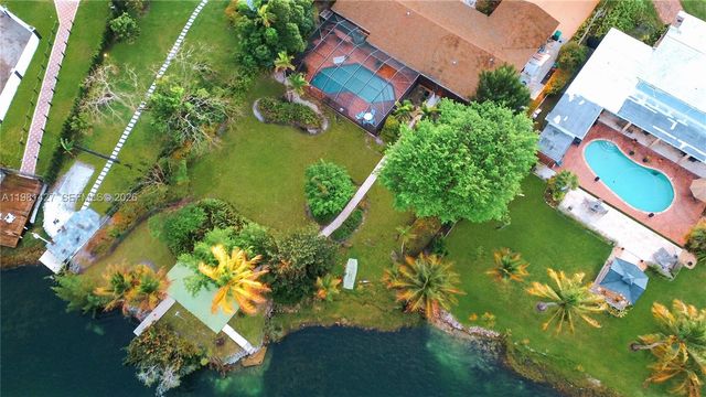 4725 SW 89th Ave, Miami, FL 33165