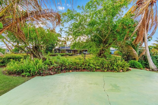 4725 SW 89th Ave, Miami, FL 33165