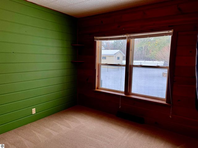 704 Wadsworth, East Tawas, MI 48730