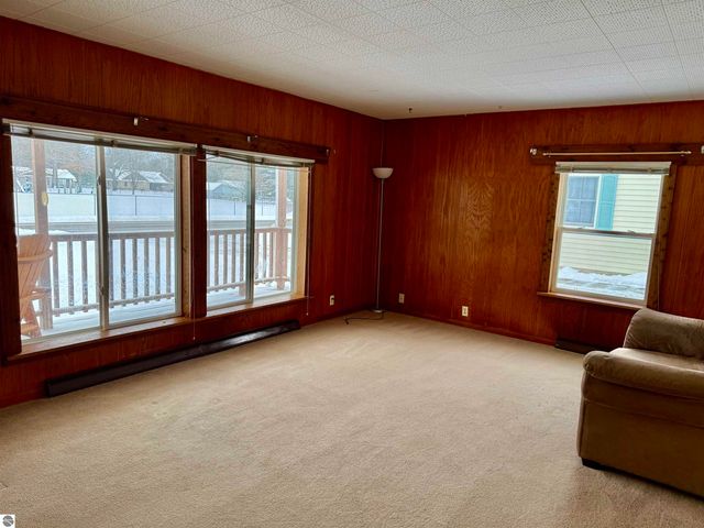 704 Wadsworth, East Tawas, MI 48730