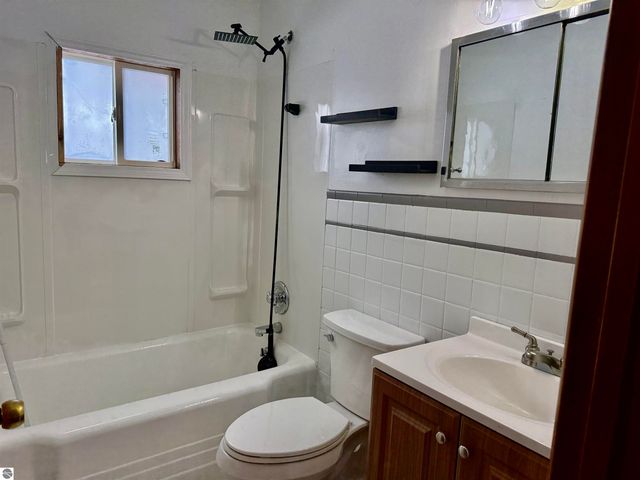 704 Wadsworth, East Tawas, MI 48730