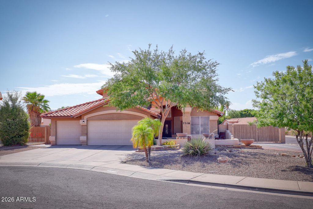 7708 W CROCUS Drive, Peoria, AZ 85381 — photo 2