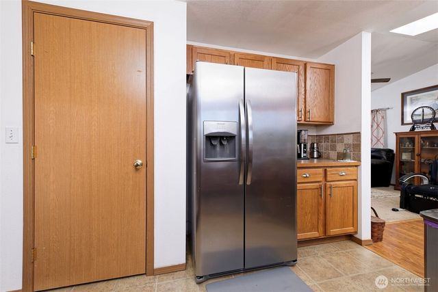 361 N North Hill Road, Hoodsport, WA 98548