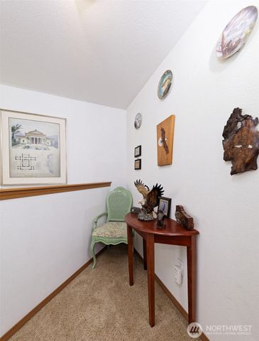 361 N North Hill Road, Hoodsport, WA 98548