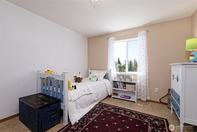 361 N North Hill Road, Hoodsport, WA 98548