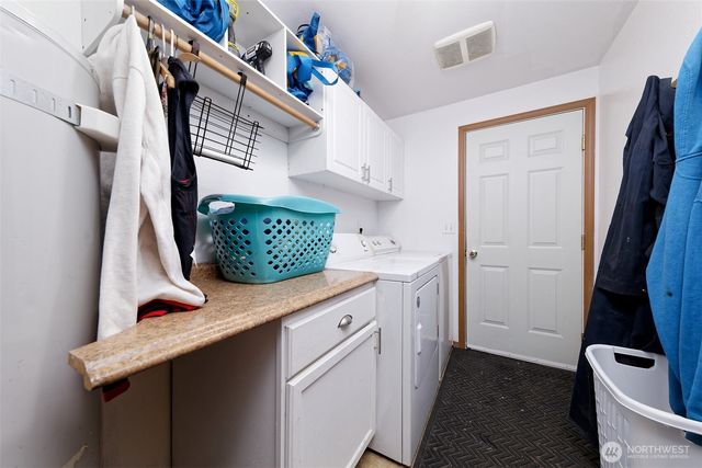 361 N North Hill Road, Hoodsport, WA 98548