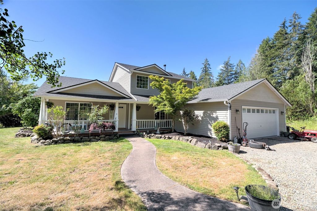 361 N North Hill Road, Hoodsport, WA 98548