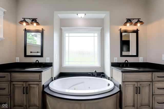 2937 W 100 S, Franklin, IN 46131