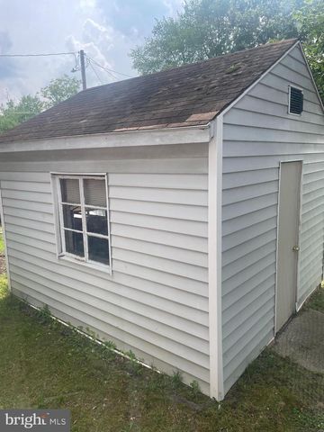 4 HIGHLAND PL, Indian Head, MD 20640