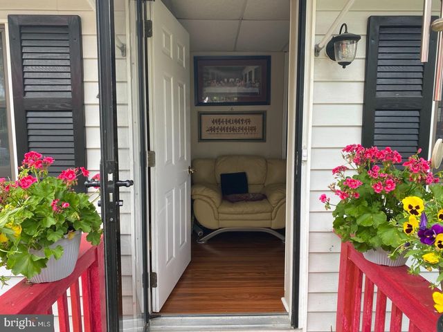 4 HIGHLAND PL, Indian Head, MD 20640