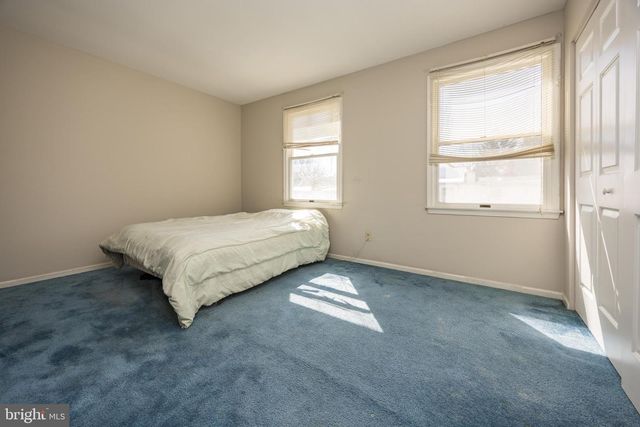 12 8TH AVE, Wilmington, DE 19805