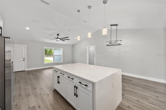 5 MALAUKA LOOP TRACK, Ocklawaha, FL 32179