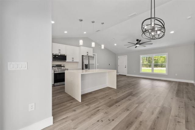 5 MALAUKA LOOP TRACK, Ocklawaha, FL 32179