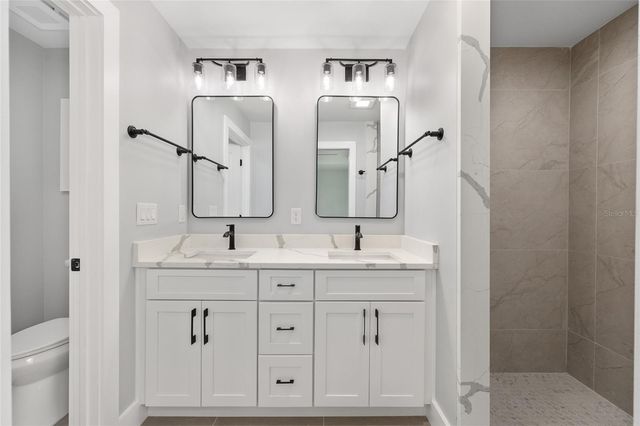 5 MALAUKA LOOP TRACK, Ocklawaha, FL 32179