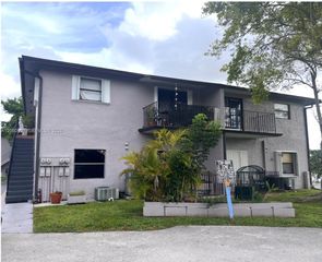 13231 SW 17th Lane 215, Miami, FL 33175