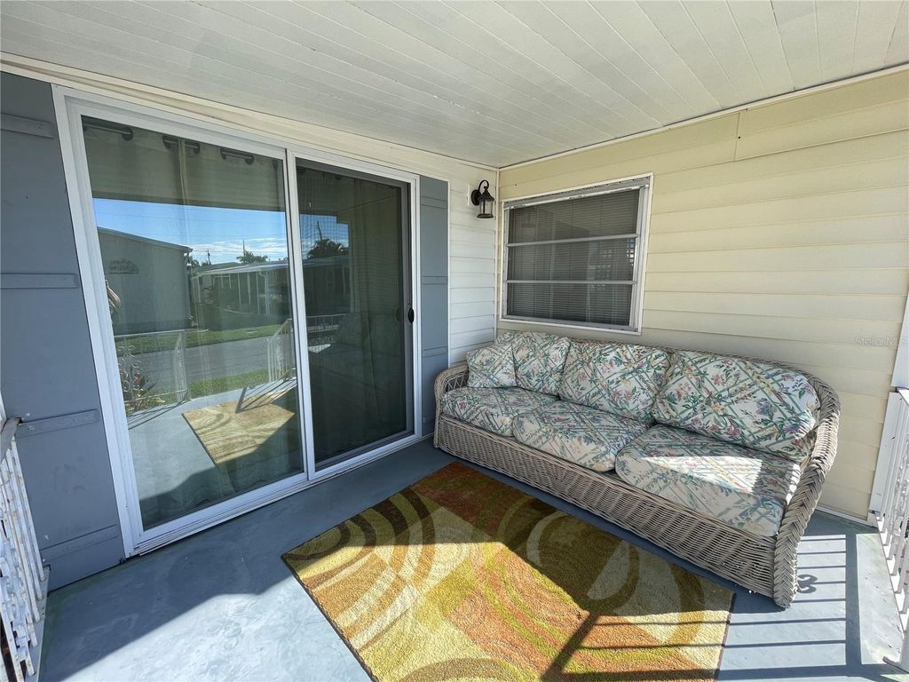 Image 31 of property listing at 504 49TH C AVENUE DRIVE E, Bradenton, FL 34203