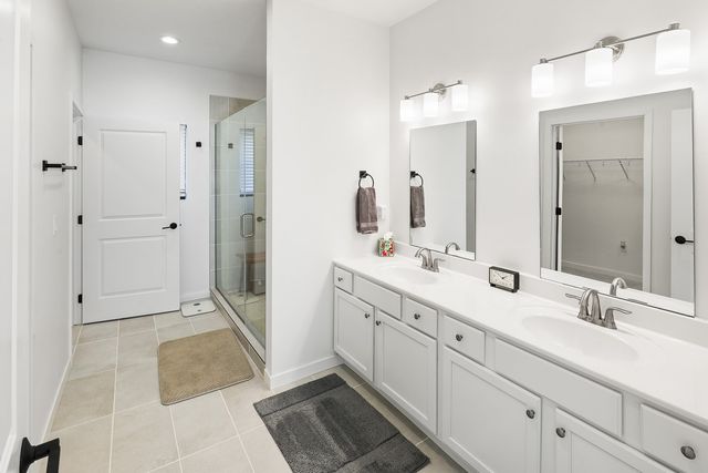 505 Vintage Lane, Pella, IA 50219