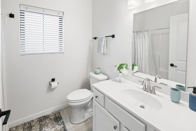 505 Vintage Lane, Pella, IA 50219