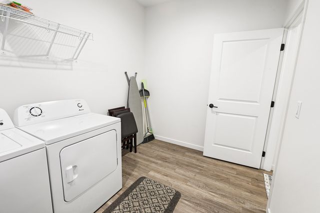 505 Vintage Lane, Pella, IA 50219